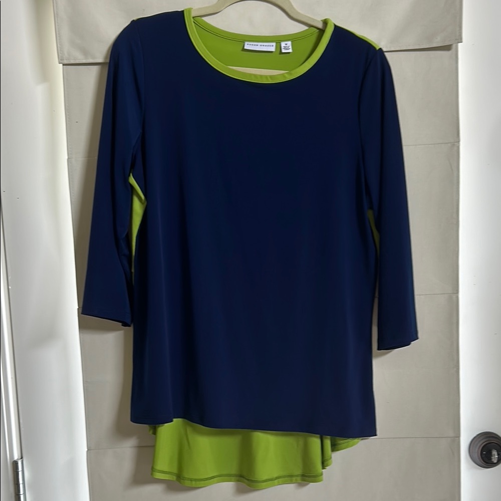 Navy and Green Women's Top